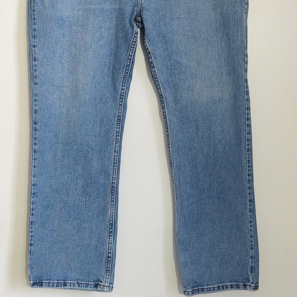 Lee Men's Regular Fit Blue Jeans - Picture 2 of 6